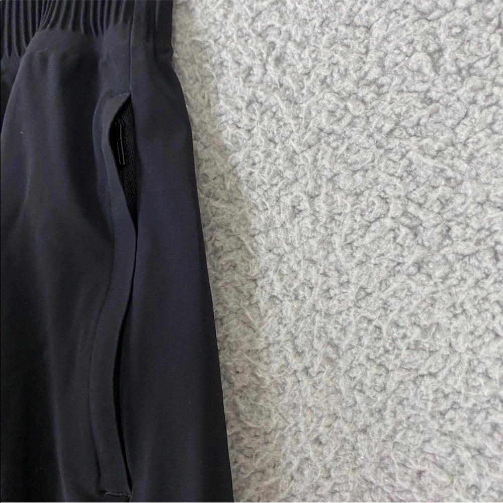 COPY - Athleta Cosmic Flutter High Rise Short Shorts Pockets Zip Women Medium B… - Picture 4 of 10
